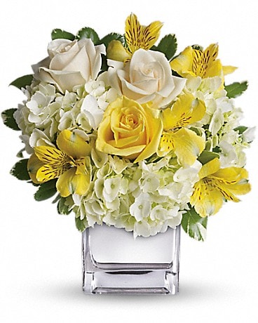Teleflora's Sweetest Sunrise Bouquet Flower Arrangement
